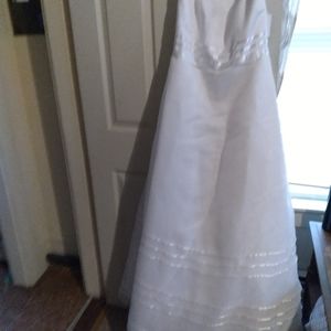 David's bridal wedding dress. New with original tags.